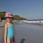 Oliwia na plaży w Montezumie